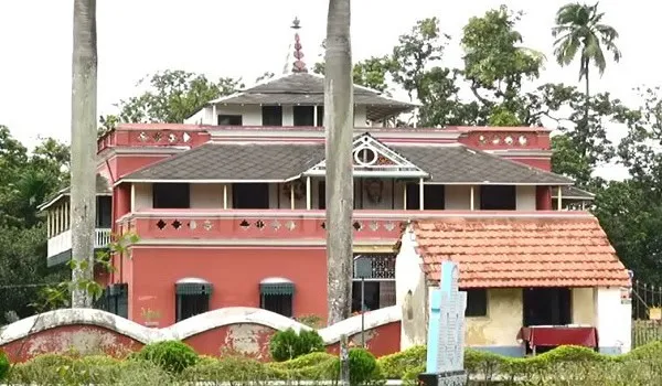 রবীন্দ্রনাথের তলোয়ার চুরির ঘটনায় কুঠিবাড়ি থেকে একজন গ্রেফতার. Channel i News - চ্যানেল আই নিউজ