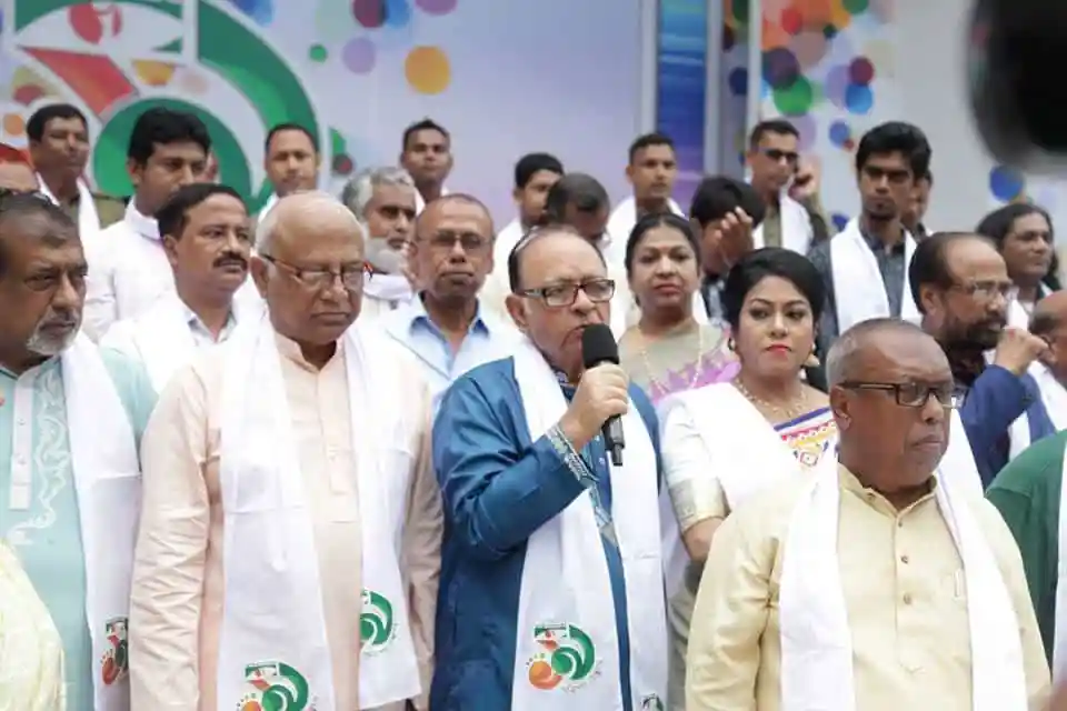 চ্যানেল আই অনলাইন অনুষ্ঠানে উপস্থিত বিভিন্ন ব্যক্তি, নেতা ও অতিথি. Channel i News - চ্যানেল আই নিউজ