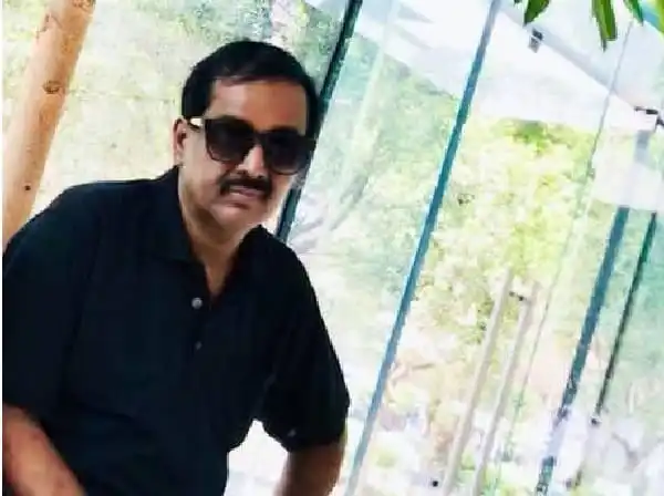 ডিপজল, সুস্থ হয়ে হাসপাতাল থেকে ছুটি নিয়েছেন. Channel i News - চ্যানেল আই নিউজ