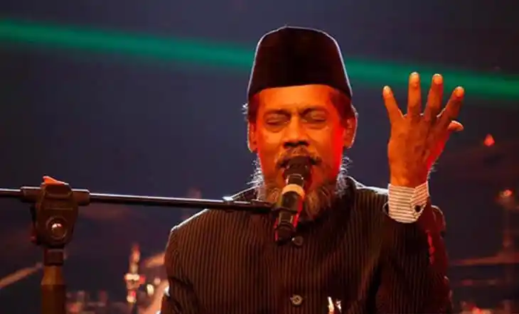 বাংলাদেশের জনপ্রিয় গায়ক বারী সিদ্দিকী পারফর্ম করছেন. Channel i News - চ্যানেল আই নিউজ