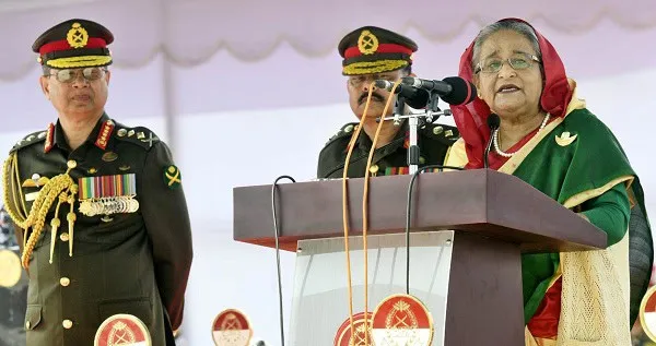 প্রধানমন্ত্রী শেখ হাসিনা সেনাবাহিনীকে দেশসেবা ও আত্মবিশ্বাসের জন্য আহ্বান জানান।. Channel i News - চ্যানেল আই নিউজ