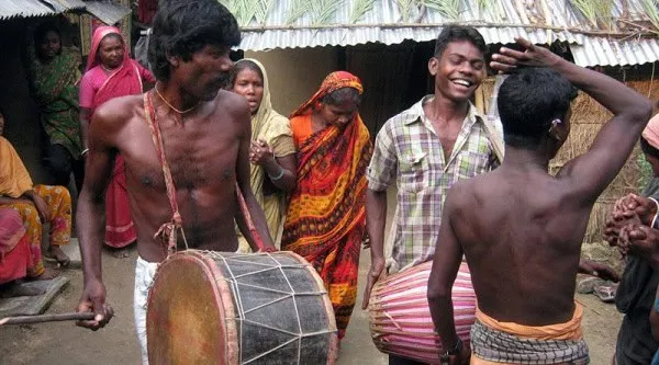 ক্ষুদ্র নৃ-গোষ্ঠীকে রক্ষা করতে হবে