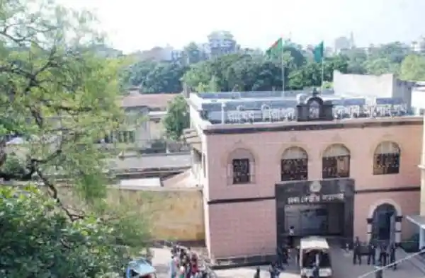 খালেদার ডিভিশন বিতর্কে যা বললেন সাবেক ডিআইজি প্রিজন