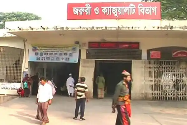 রাজশাহীতে দুটি বাসের মুখোমুখি সংঘর্ষে কয়েকজন হতাহত