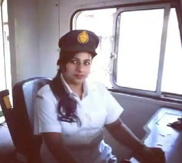 মেয়ে ট্রেন চালক, বাংলাদেশে নারীর ক্ষমতায়নের উদাহরণ. Channel i News - চ্যানেল আই নিউজ
