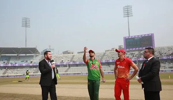 তিন পেসার, দুই স্পিনার নিয়ে ফিল্ডিংয়ে বাংলাদেশ