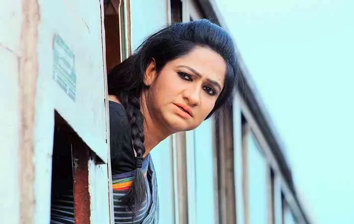 ‘ভাইজান এলো রে’ ছবিতে শাকিবের বড় বোন মিঠু