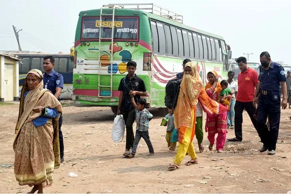 কুমিল্লায় ২ রোহিঙ্গা পরিবারের ৯ জন আটক