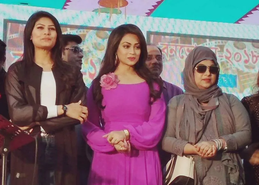 শাবনূর-পপির সঙ্গে এভ্রিল