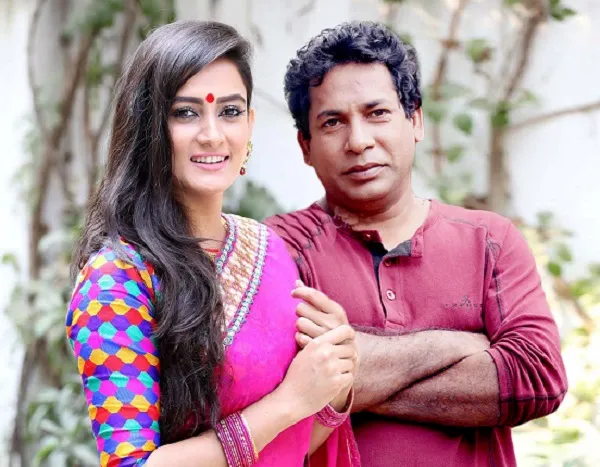 কবি কিংবা ভূত মোশাররফ করিম, তবে অপর্ণা কী?