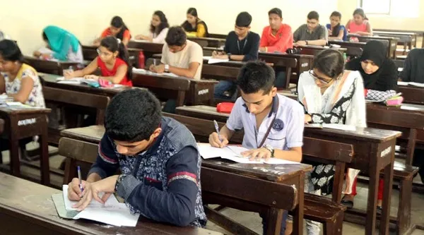 শিক্ষা বিরতির ধকল কাটিয়ে উঠতে পারবে এইচএসসি পরীক্ষার্থীরা?