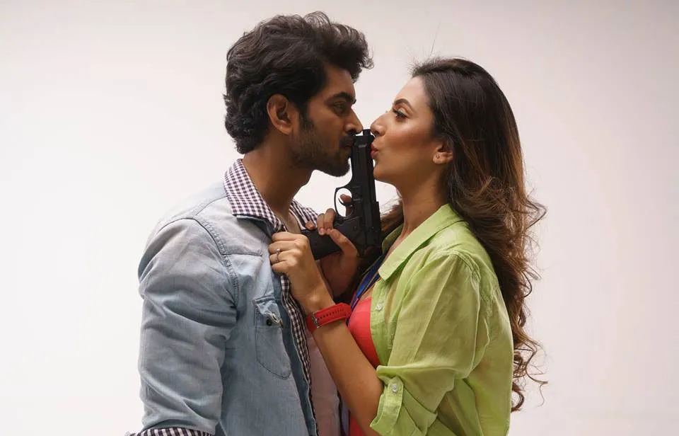 ‘পাষাণ’-এর ট্রেলারে ওমের তাণ্ডব, সাংবাদিক মিমের দৌড়ঝাঁপ