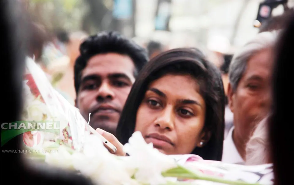 প্রিয়ভাষিণী’র ফাগুনে বিদায় এবং তিন ছাত্রীর ফুল