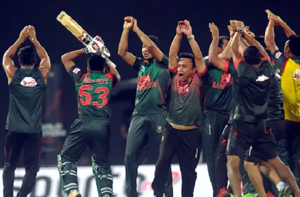 ‘নাগিন’ নাচে জ্বালা মেটাল বাংলাদেশ