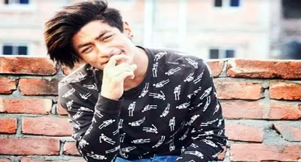 ত্রিভুজ প্রেমের জেরে কলেজছাত্র রওনক খুন