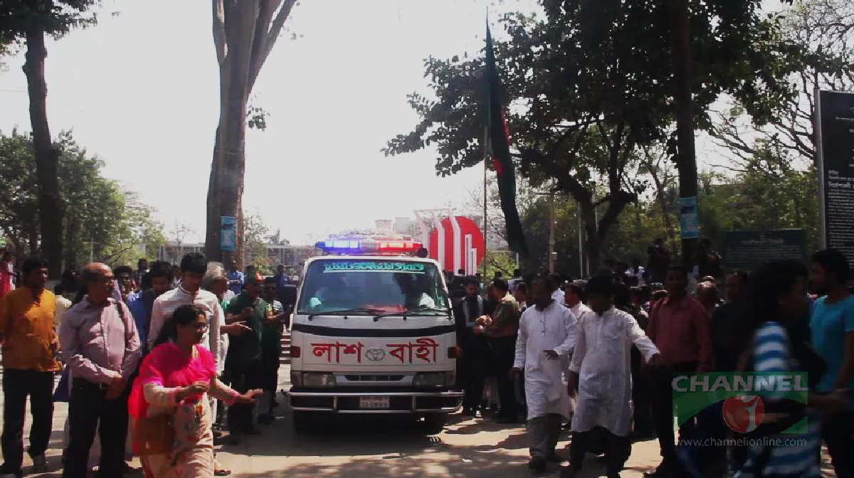 শেষ যাত্রায় প্রিয়ভাষিণী