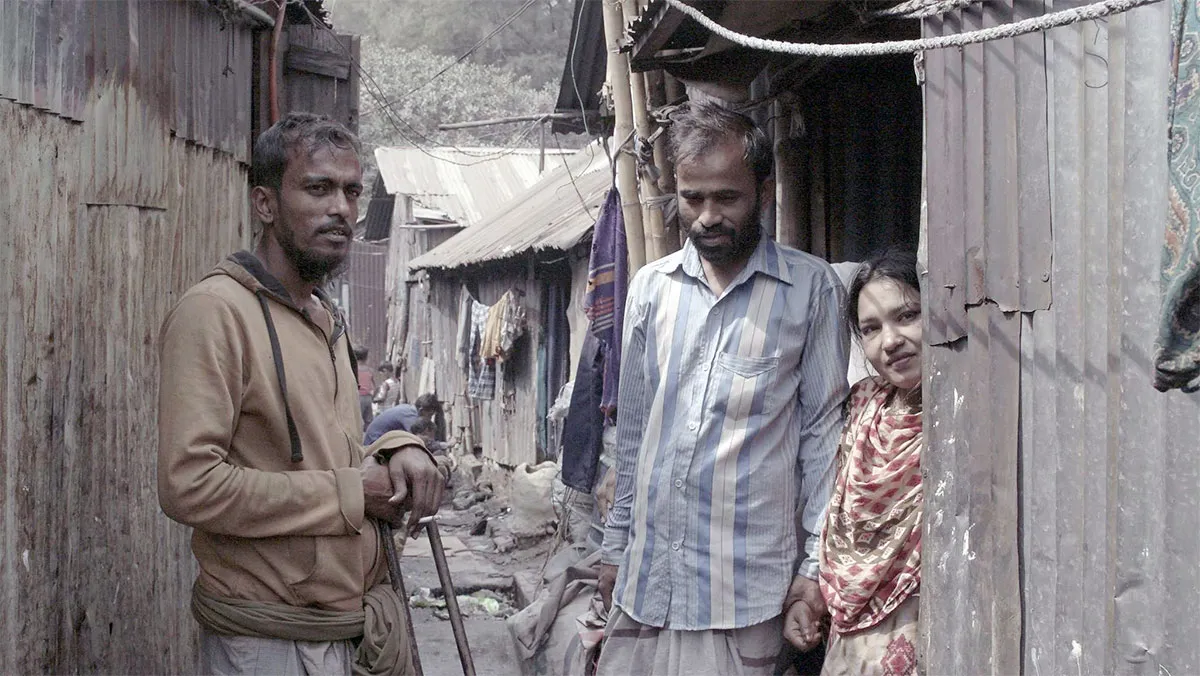 ডাবিংয়ে ‘আদিম’, সামনে মুক্তির লড়াই!