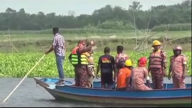 আসামী ধরতে গিয়ে নদীতে পড়ে পুলিশ সদস্য নিখোঁজ