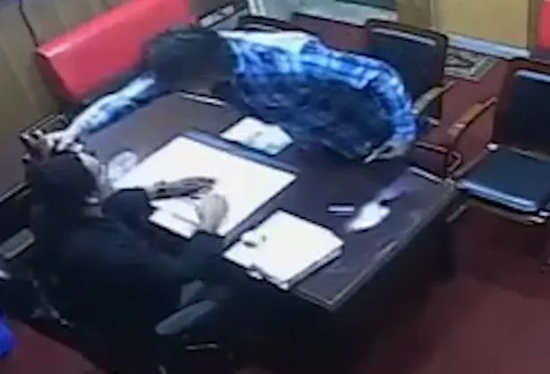 রনির আদর্শিক বাস্তবতা ভিন্ন কথা বলে