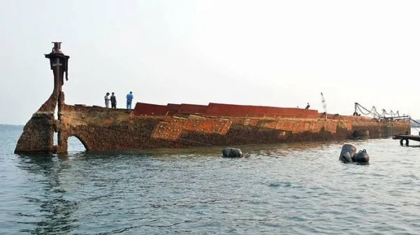 দ্বিতীয় বিশ্বযুদ্ধ-ব্রিটিশ জাহাজ-শ্রীলঙ্কা উপকূল-জাপানি বোমা