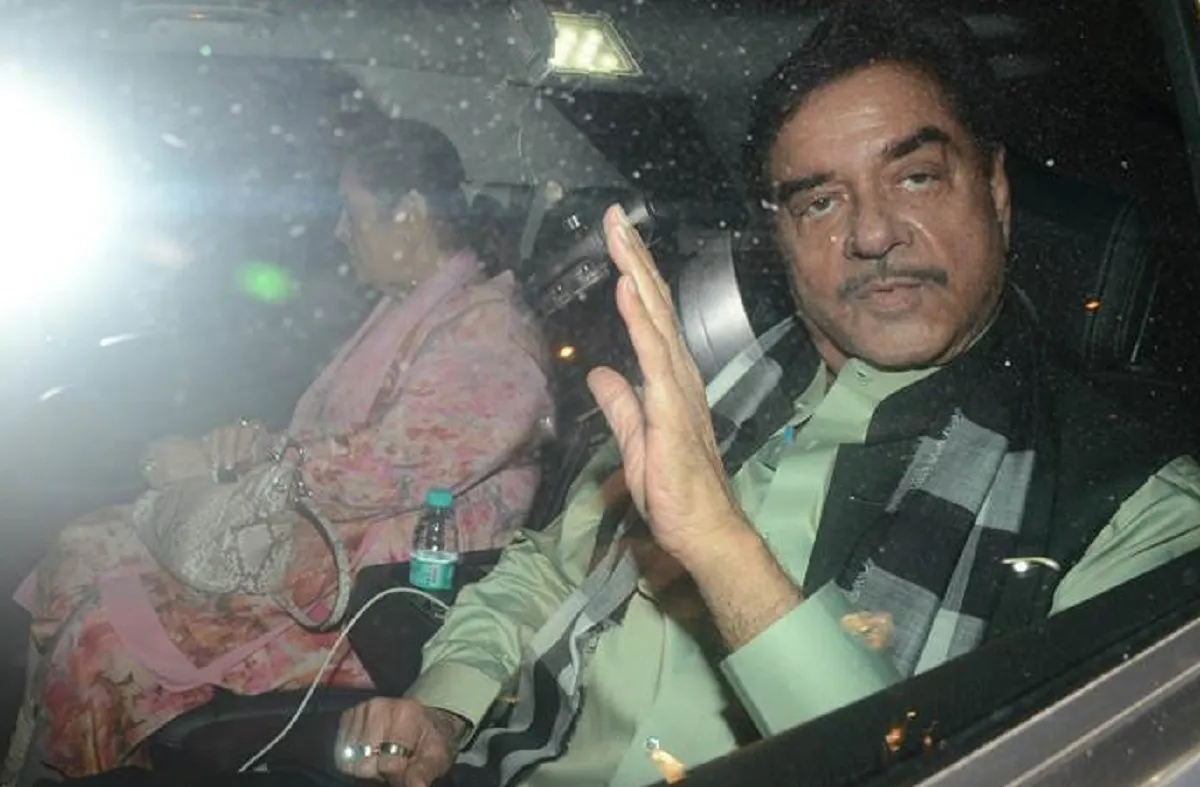 ‘মহাতারকা হওয়ার মূল্য দিচ্ছে সালমান খান’
