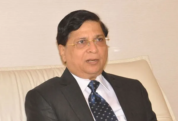 ভারতের প্রধান বিচারপতির বিরুদ্ধে অপসারণ প্রস্তাব আনতে নোটিস
