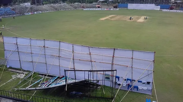 এখনও ধ্বংসস্তূপ শেখ আবু নাসের স্টেডিয়াম