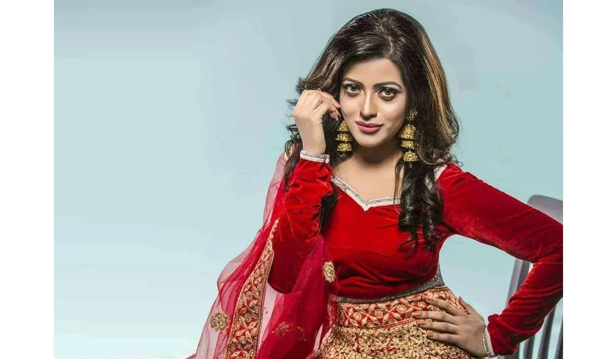 সানাইকে ঘিরেই ‘ময়নার ইতিকথা’