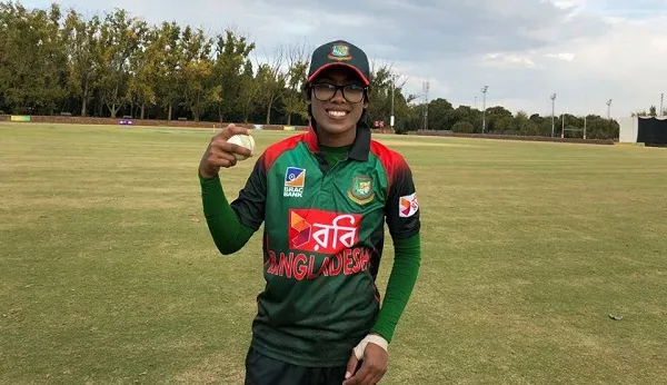 ‘আপনাদের মরে যাওয়া দরকার, লজ্জায়’