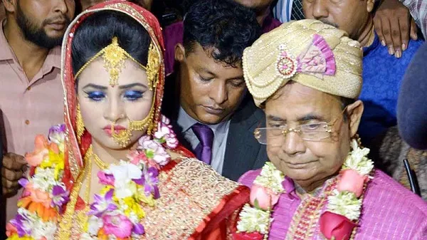যমজ পুত্র সন্তানের বাবা হলেন রেলমন্ত্রী