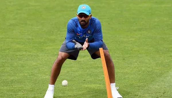 আট বছর পর কার্তিকের সামনে টেস্টের হাতছানি