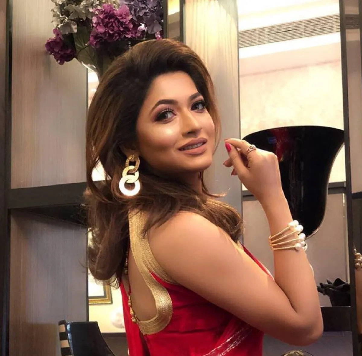 বাঁধনহারা আনন্দের ওয়ানটেক দিন, নেপথ্যগাঁথা ও দ্য ওয়ে