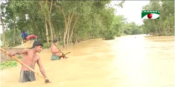 ভয়াবহ বন্যার পর মনু নদীতে স্থায়ী বাঁধ নির্মাণের দাবি