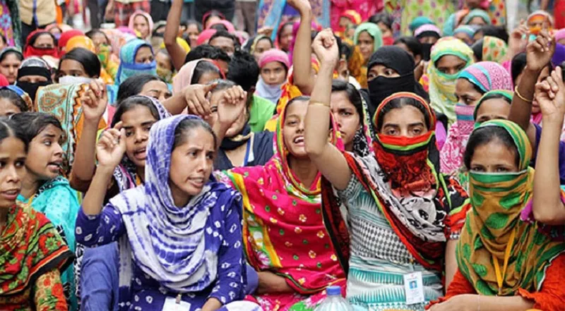 শতাধিক পোশাক কারখানায় বিশৃঙ্খলার আশঙ্কা