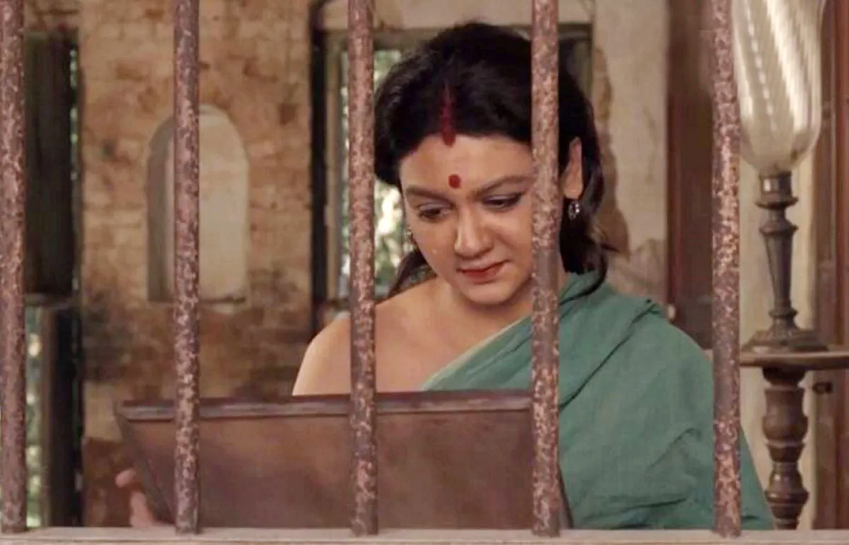 বুধবার প্রথমবার টিভি পর্দায় জয়ার ‘খাঁচা’