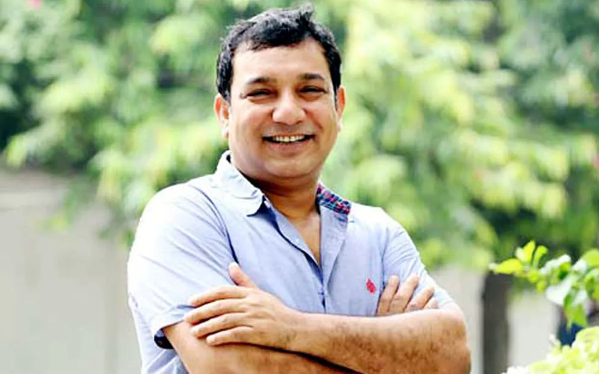 কিসের খোঁজে তৌকীর?