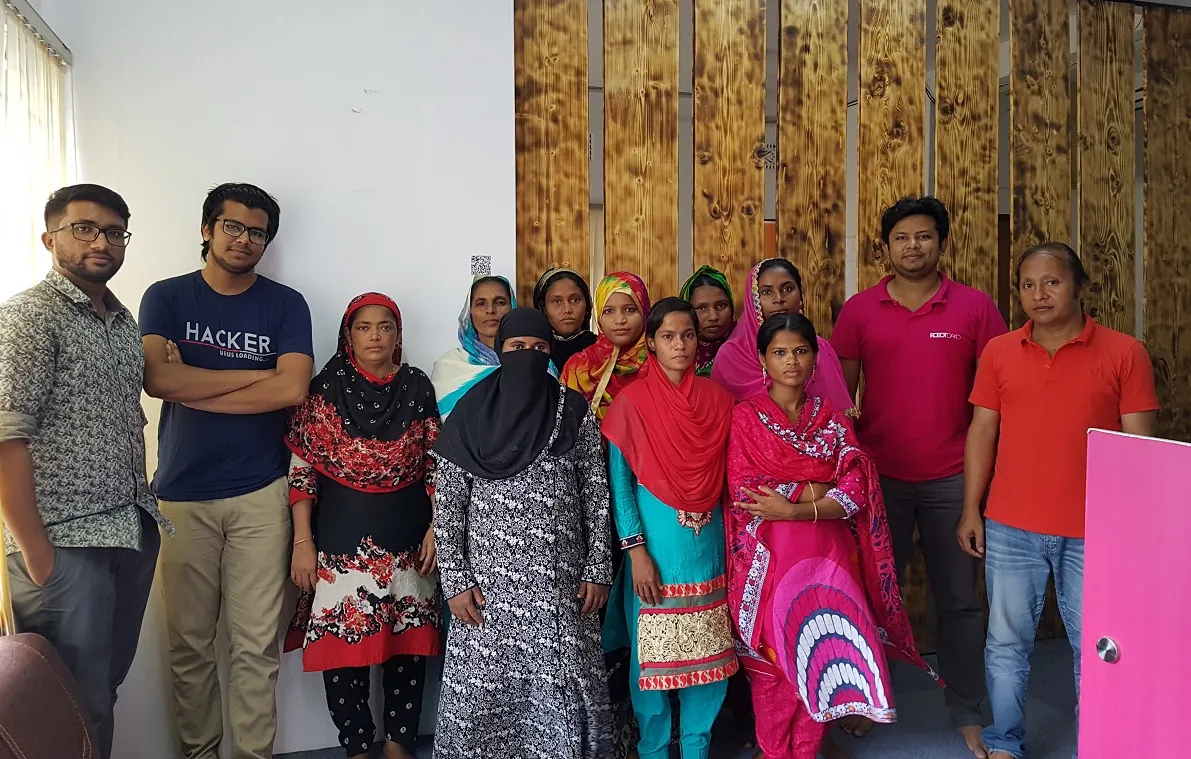 নগরবাসীর জন্য নতুন চমক নিয়ে হাজির হচ্ছে রোবটডাকো