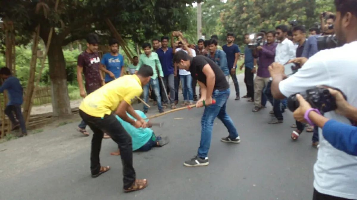 কোটা সংস্কার: রাবিতে পতাকা মিছিলে ছাত্রলীগের হামলা