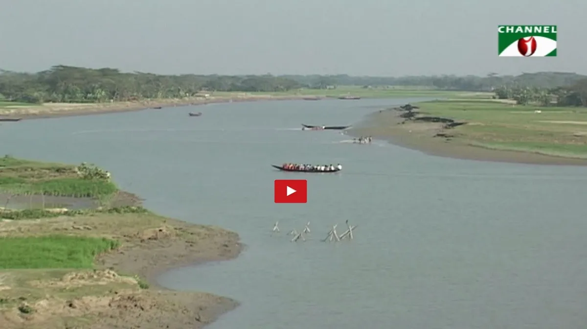 ছোট-বড় বহু নদী বিপন্ন