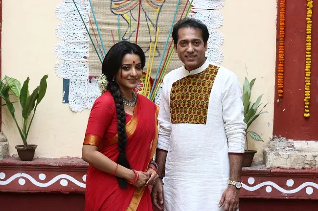 ধ্রুব গুহের গানের মডেল বলিউডের মোনালিসা
