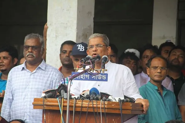 নির্বাচনের জন্য বিএনপি প্রস্তুত, কিন্তু পরিবেশ নেই: রয়টার্সকে ফখরুল