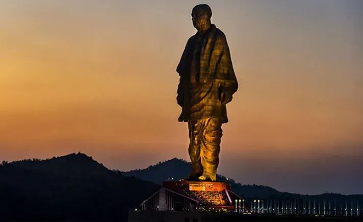 ভারত-স্ট্যাচু অব ইউনিটি-ভাস্কর্য-কুমির