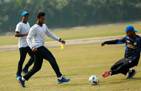 ‘সাকিবদের দেখে মনে হয়েছে ইপিএল খেলছে’
