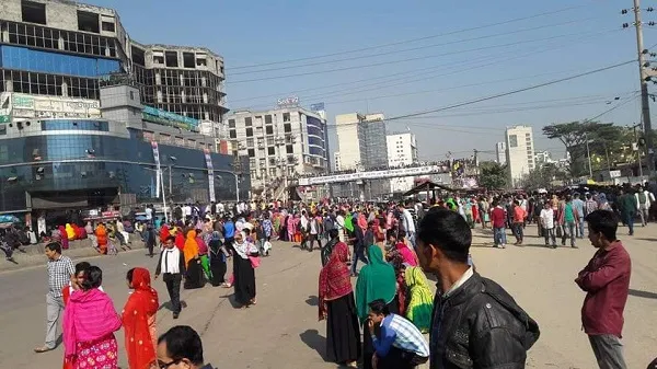 পোশাক শ্রমিক-কাজে না ফিরলে-কারখানা বন্ধ ঘোষণা
