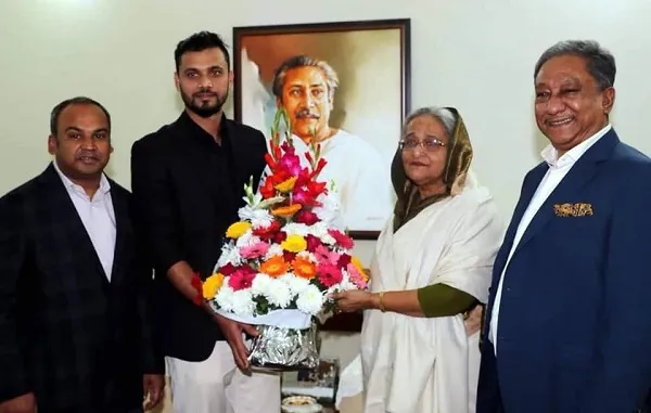 প্রধানমন্ত্রীর সঙ্গে দেখা করেছেন নাজমুল হাসান-দুর্জয়-মাশরাফী