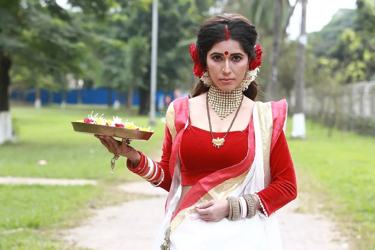 ‘বৌদি’ হয়ে আসছেন নায়লা নাঈম
