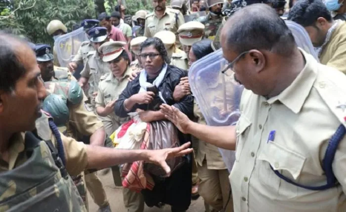 সাবারিমালা মন্দিরে প্রবেশ করে ইতিহাস গড়লেন দুই নারী