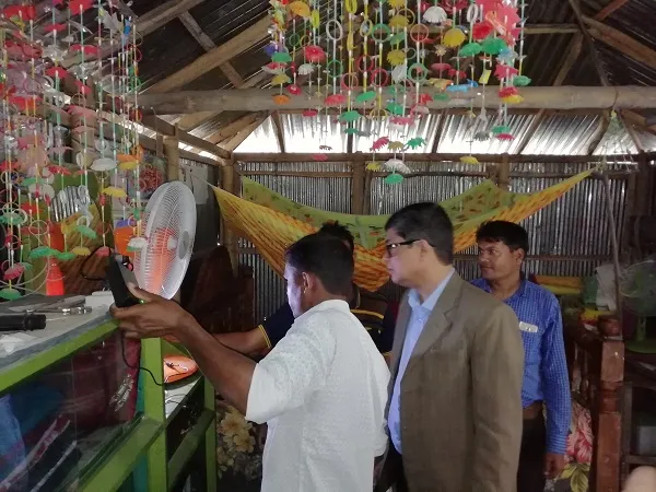 বিদ্যুৎবিহীন চরাঞ্চলে পিডিবিএফ’র সোলার হোম সিস্টেম