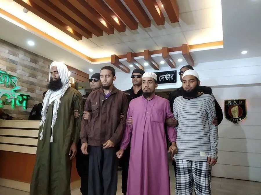 আনসারুল্লাহ বাহিনীর হত্যার টার্গেটে এক পত্রিকা সম্পাদক