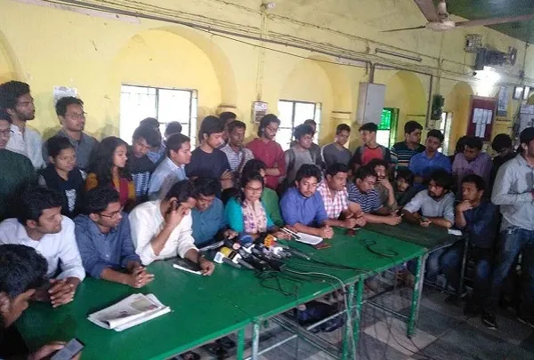 ডাকসু